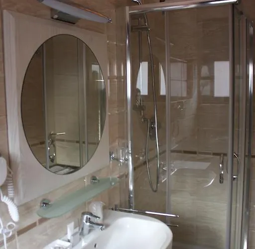 Bed & Breakfast La Perla Rosa 3*